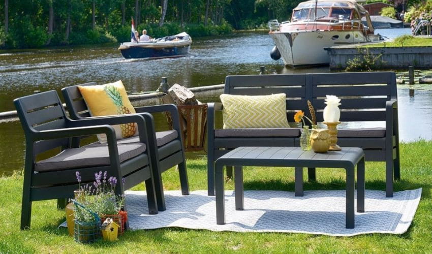 Tips That Will Help Your Outdoor Furniture Last Longer